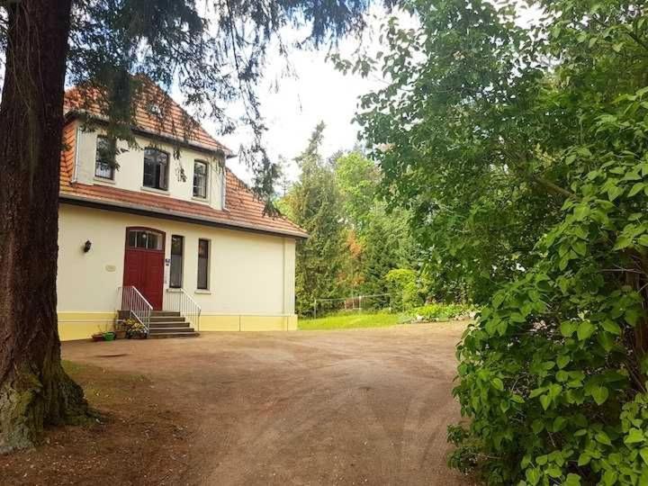 Ferienwohnung Villa Am Haussee Feldberger Seenlandschaft Екстериор снимка
