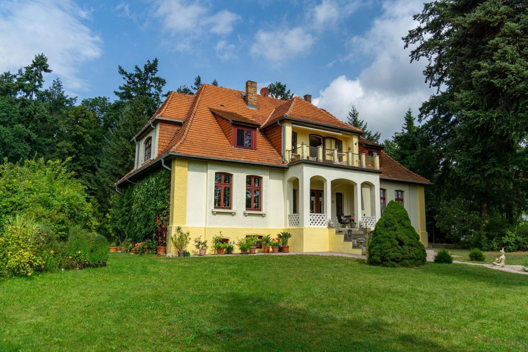 Ferienwohnung Villa Am Haussee Feldberger Seenlandschaft Екстериор снимка